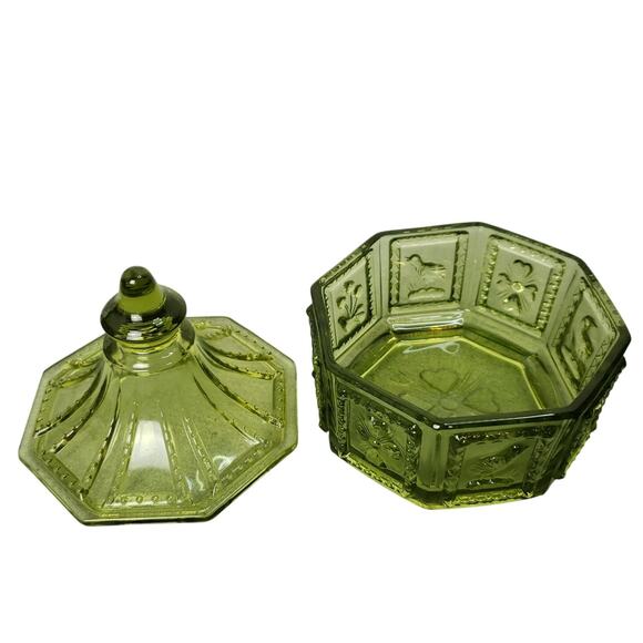Vintage 8-Sided Imperial Butterpat Glass Candy Dish w/ Lid Birds & Hearts Green - Picture 4 of 8